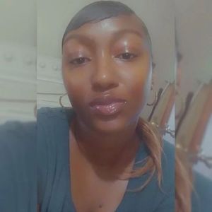 Meet your Posher, Mara